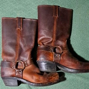 Frye women's size 9.5 harness boots.  Very little wear.  Msrp $498.  Tan.